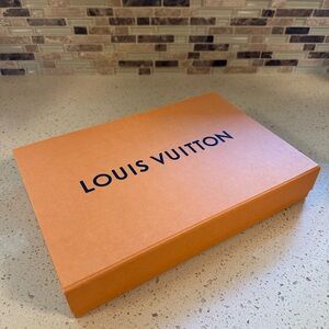 Louis Vuitton box